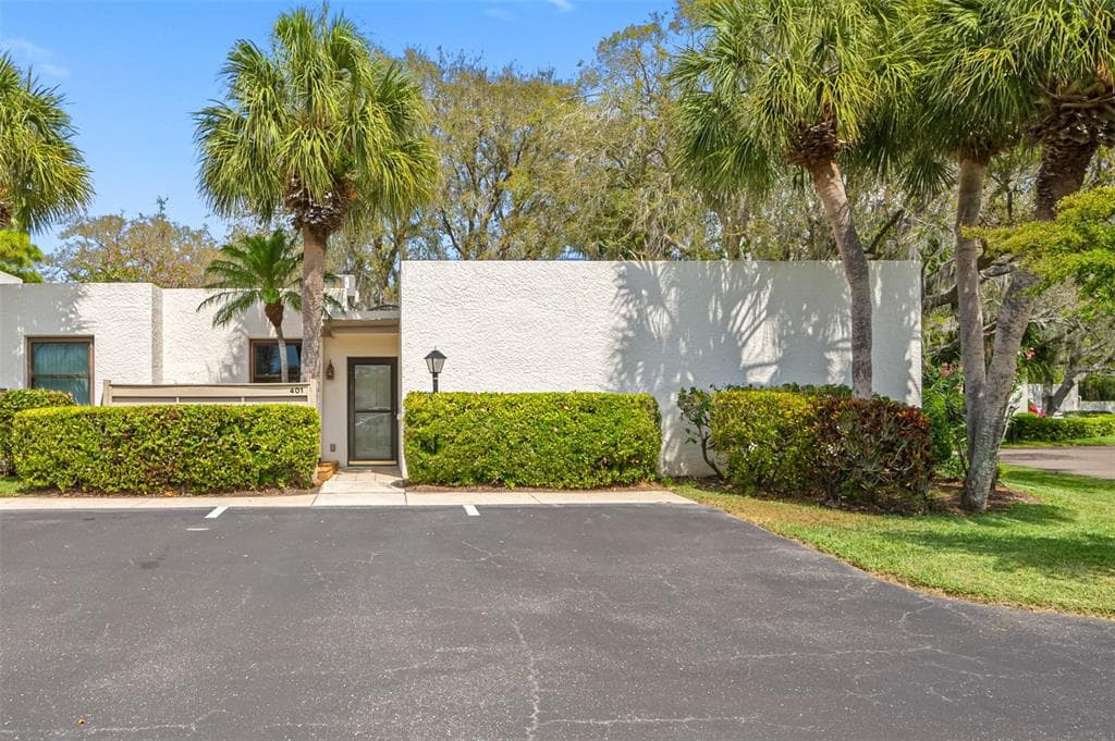 401 PALM TREE DRIVE UNIT 401 BRADENTON, FL 34210