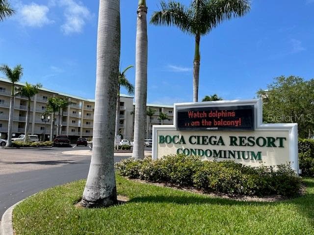 8800 BAY PINES BOULEVARD UNIT 116 ST PETERSBURG, FL 33709