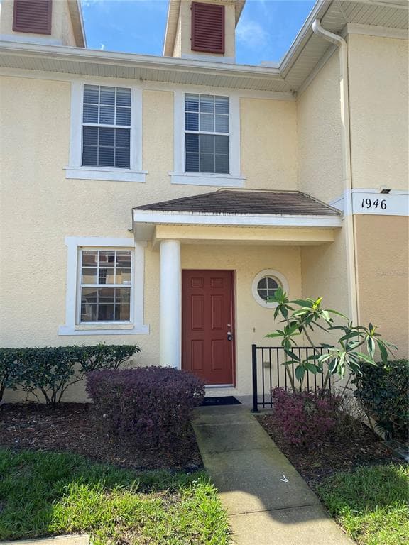 1946 FIESTA RIDGE COURT TAMPA, FL 33604