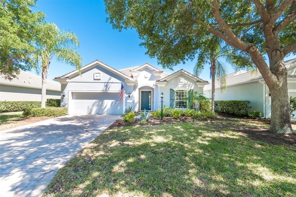 7267 LISMORE COURT LAKEWOOD RANCH, FL 34202