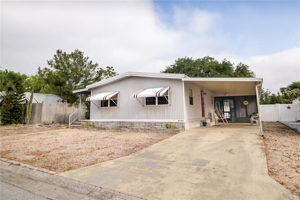 6549 LIMERICK AVE NEW PORT RICHEY, FL 34653