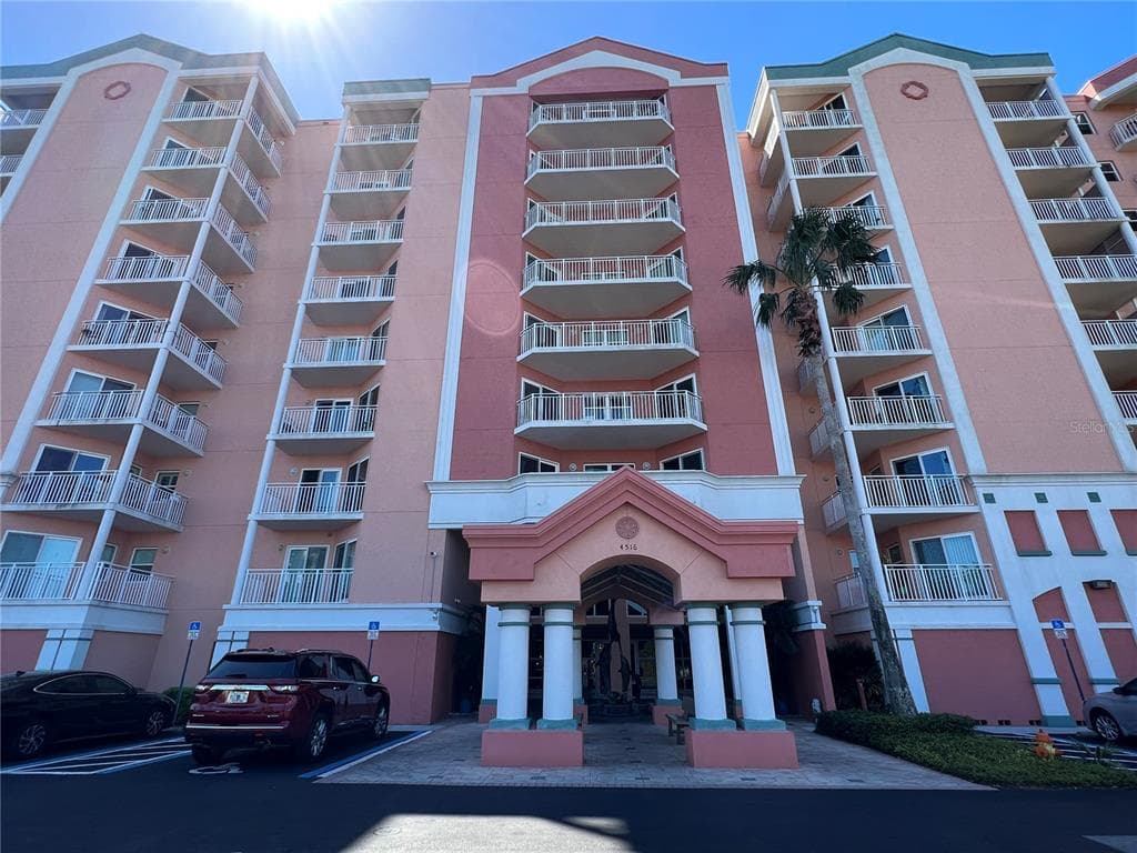 4516 SEAGULL DRIVE UNIT 203 NEW PORT RICHEY, FL 34652