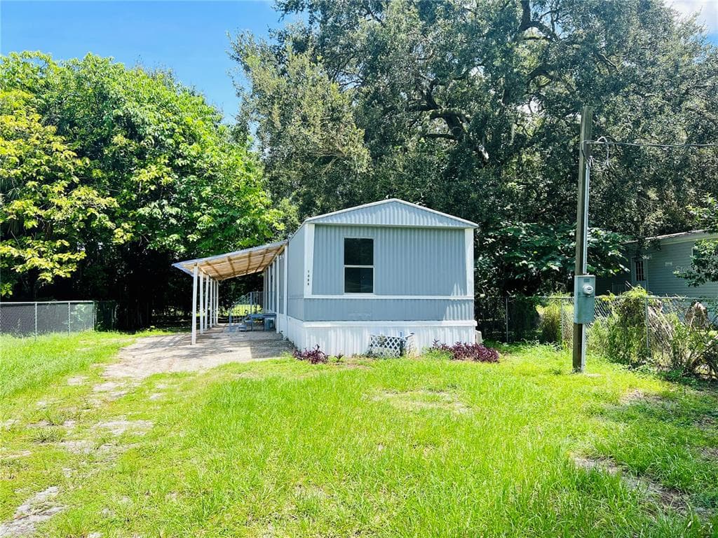 1008 37TH STREET NW WINTER HAVEN, FL 33881