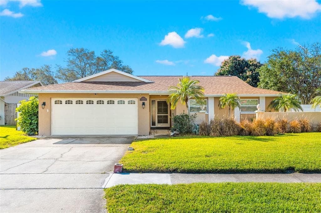 13688 SERENA DRIVE LARGO, FL 33774
