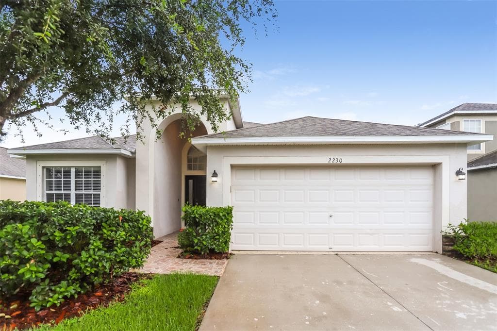 2230 COLVILLE CHASE DRIVE RUSKIN, FL 33570
