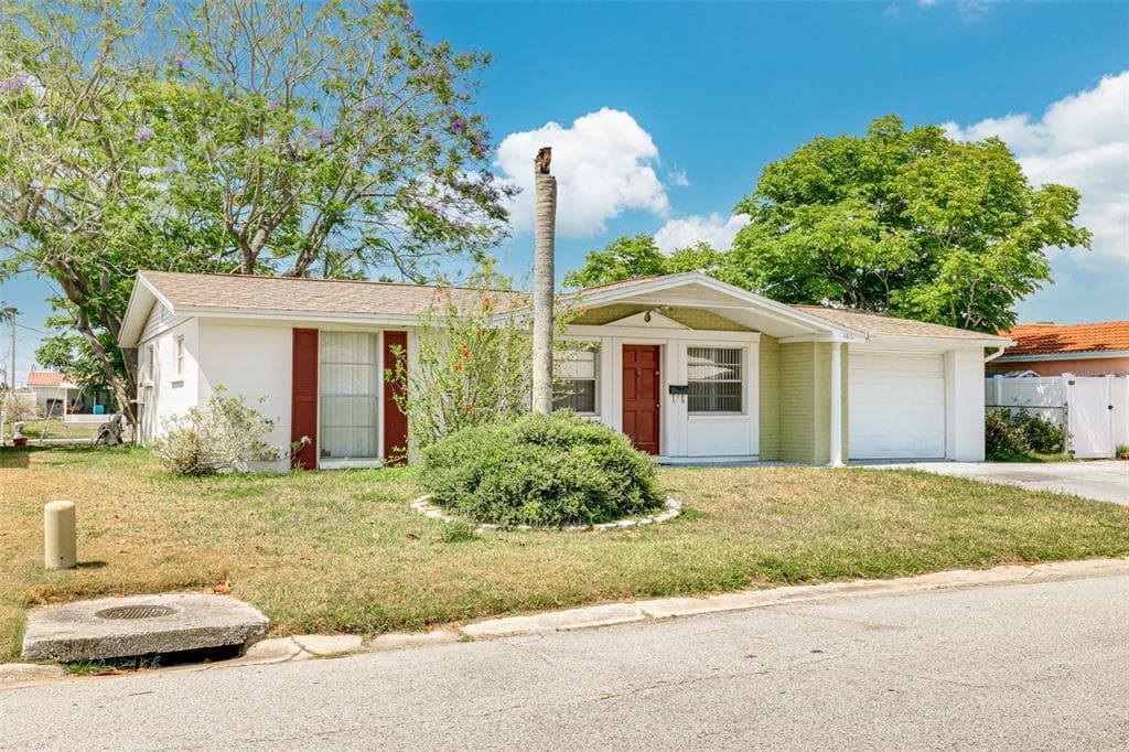 4861 SHELL STREAM BOULEVARD NEW PORT RICHEY, FL 34652