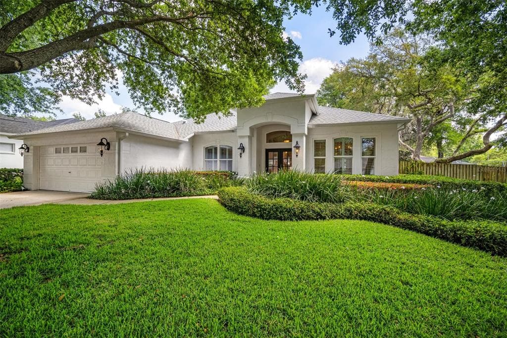4614 RIVER OVERLOOK DRIVE VALRICO, FL 33596