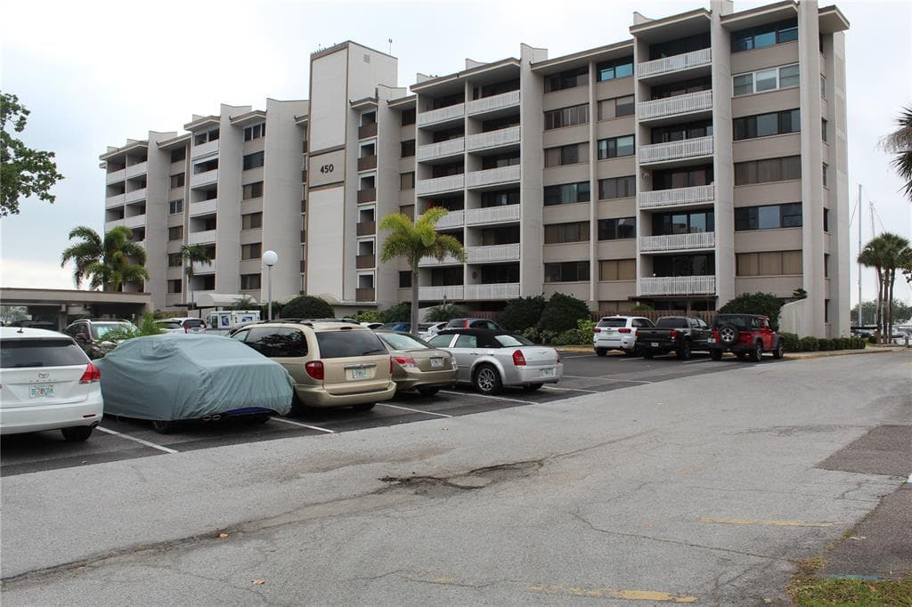 450 TREASURE ISLAND CAUSEWAY UNIT 311 TREASURE ISLAND, FL 33706