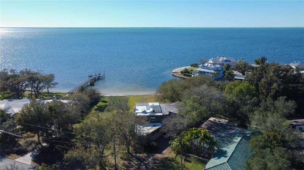 3131 BLUFF BOULEVARD HOLIDAY, FL 34691