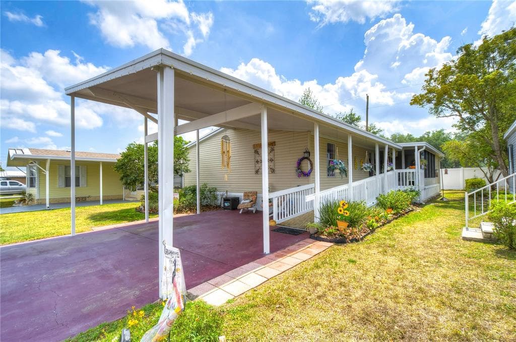 34910 FANTASY LANE ZEPHYRHILLS, FL 33541