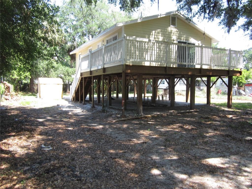 6110 BEACH AVENUE GIBSONTON, FL 33534