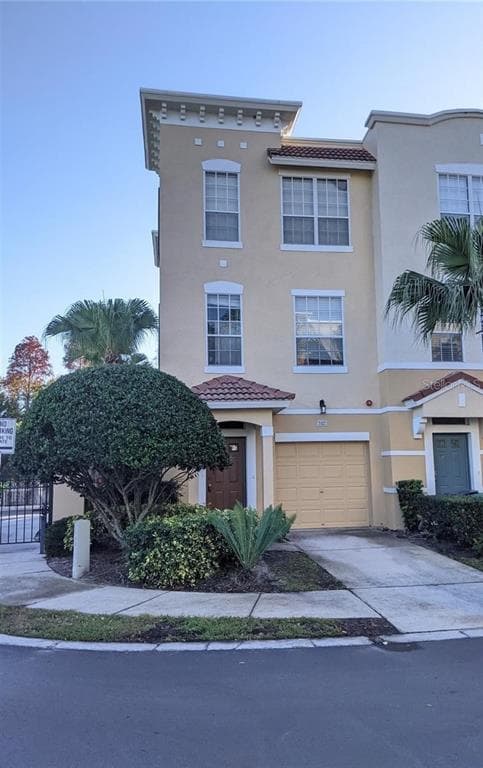 3102 BAYSHORE OAKS DRIVE TAMPA, FL 33611