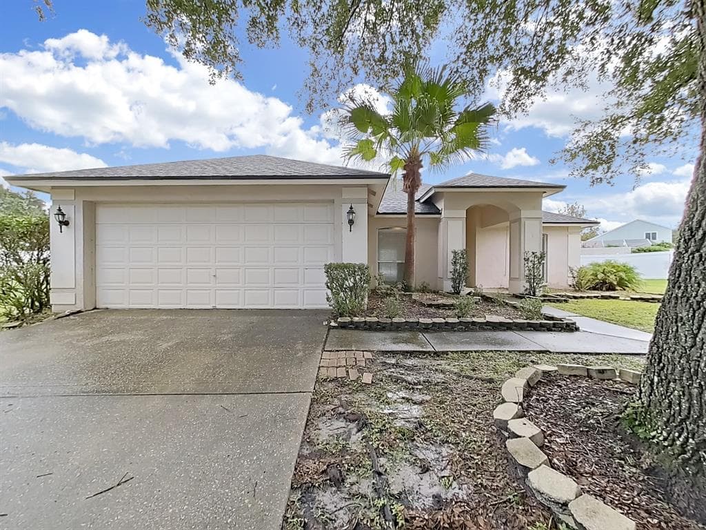 28842 MIDNIGHT STAR LOOP WESLEY CHAPEL, FL 33543