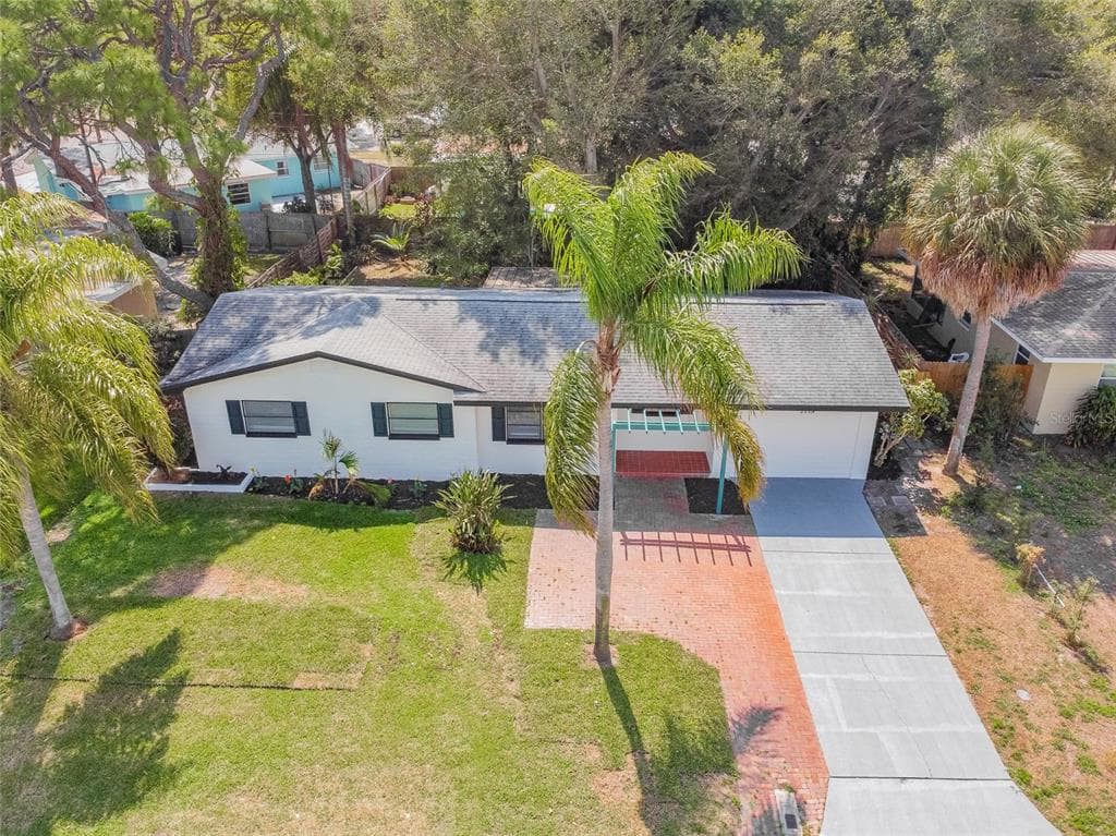 2118 67TH AVENUE S ST PETERSBURG, FL 33712