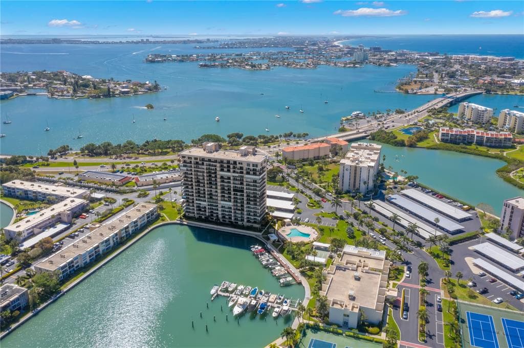 7300 SUN ISLAND DRIVE S UNIT 1203 SOUTH PASADENA, FL 33707