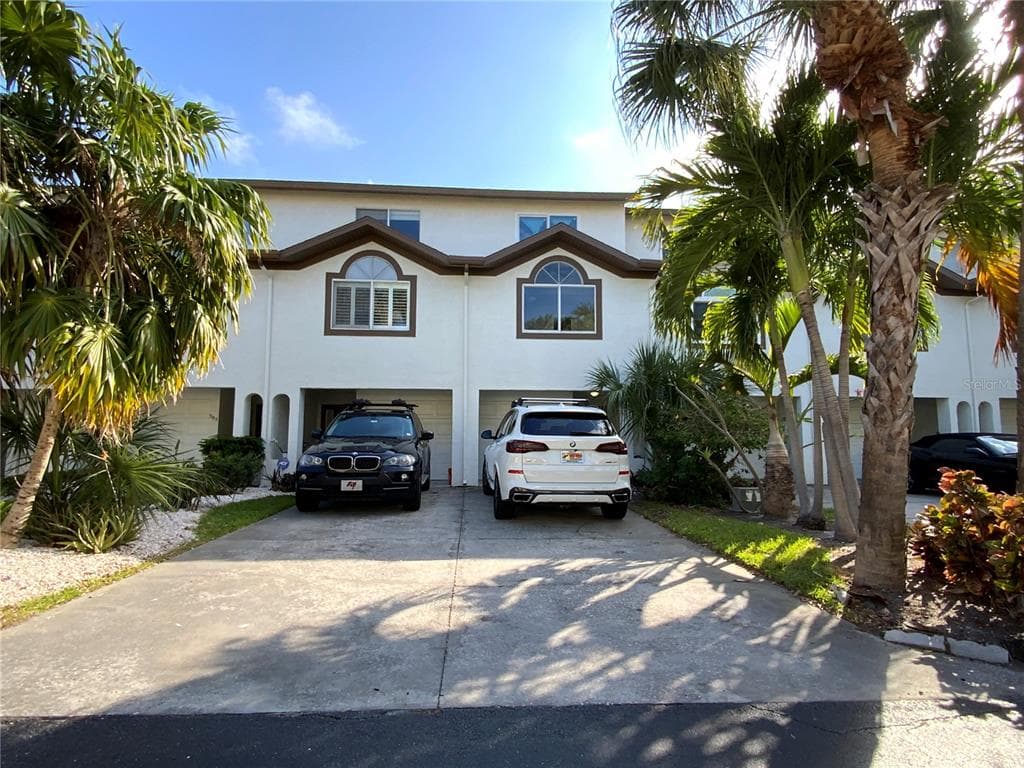 399 MADEIRA CIRCLE
