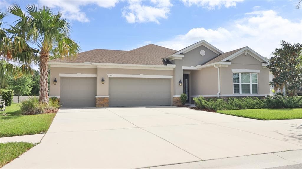 17661 BRIGHT WHEAT DRIVE LITHIA, FL 33547