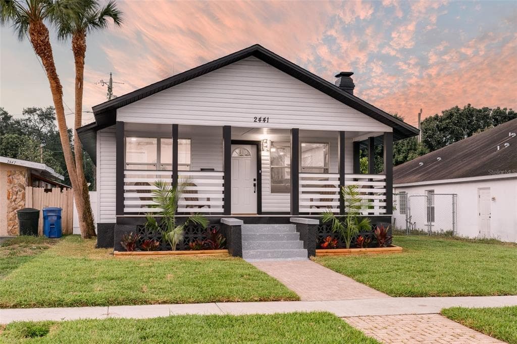 2441 17TH AVENUE N ST PETERSBURG, FL 33713
