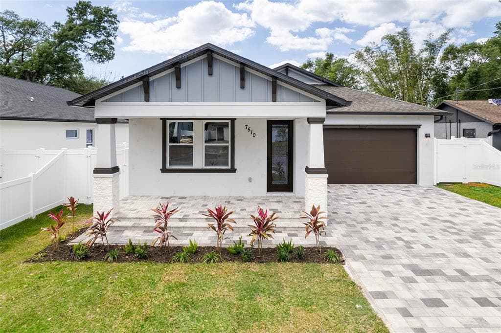 7510 N DARTMOUTH AVENUE TAMPA, FL 33604