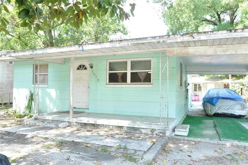 1812 E WOOD STREET TAMPA, FL 33604