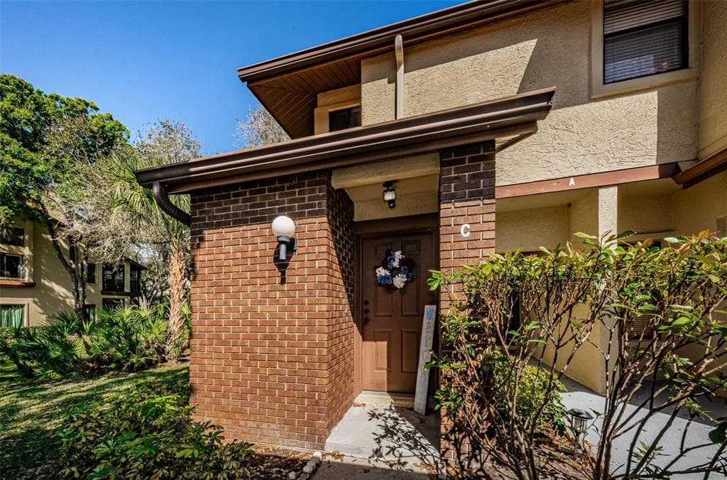 615 FAIRMONT AVENUE UNIT C SAFETY HARBOR, FL 34695