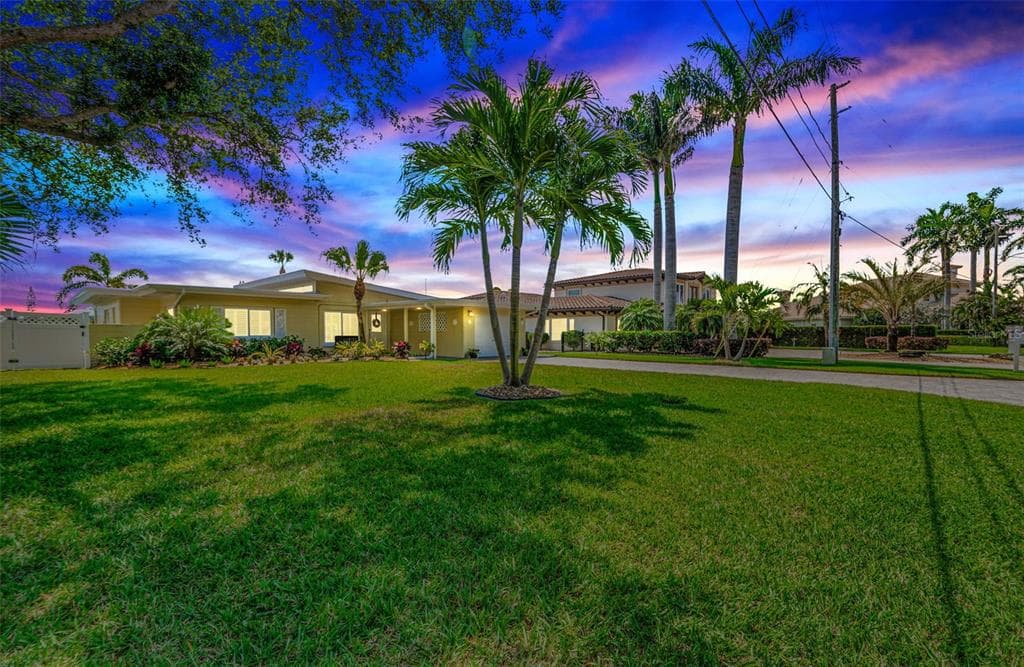 53 DOLPHIN DRIVE TREASURE ISLAND, FL 33706