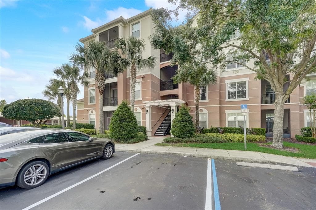 8296 PORTOFINO DRIVE UNIT 205 DAVENPORT, FL 33896