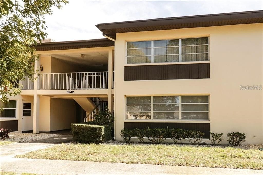 5242 OPAL LANE UNIT 203 NEW PORT RICHEY, FL 34652