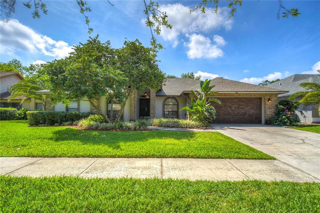 3816 COLD CREEK DRIVE VALRICO, FL 33596