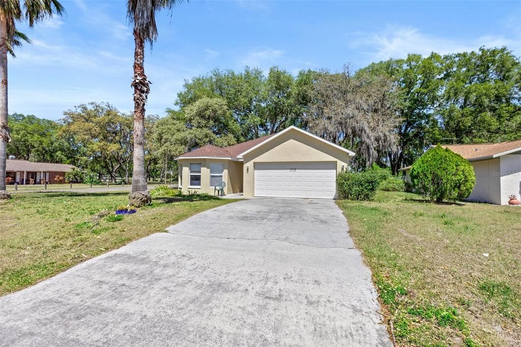 39784 MEADOWOOD LOOP ZEPHYRHILLS, FL 33542