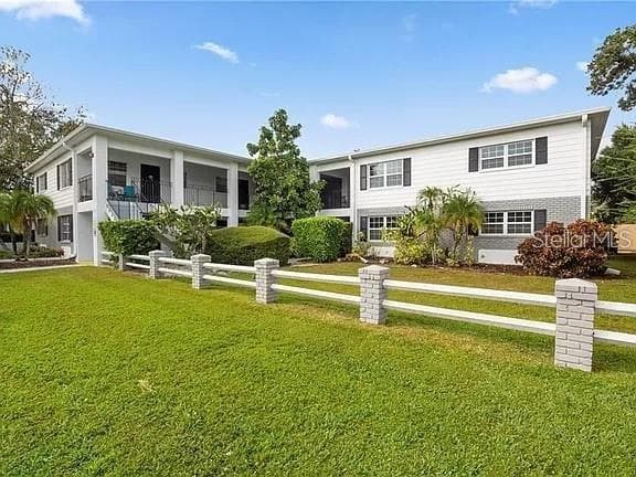 321 35TH AVENUE N UNIT D-6 ST PETERSBURG, FL 33704