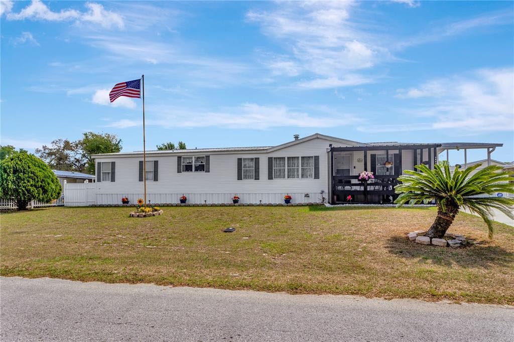 38055 LAWANDA LOOP ZEPHYRHILLS, FL 33542