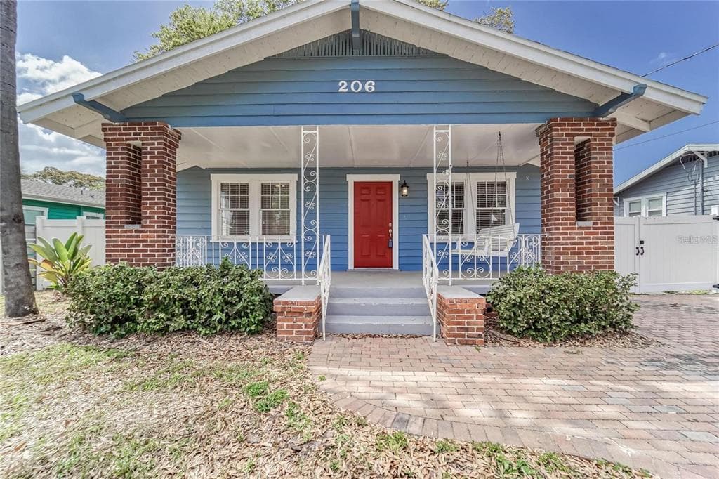 206 N TAMPANIA STREET TAMPA, FL 33609