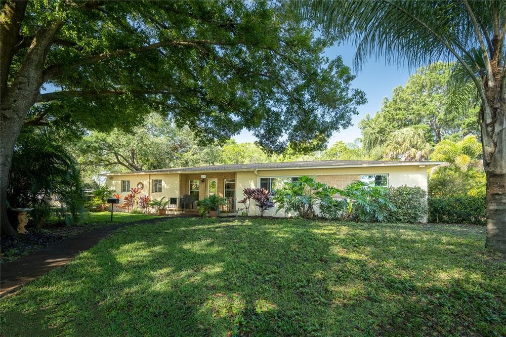 200 64TH STREET N ST PETERSBURG, FL 33710
