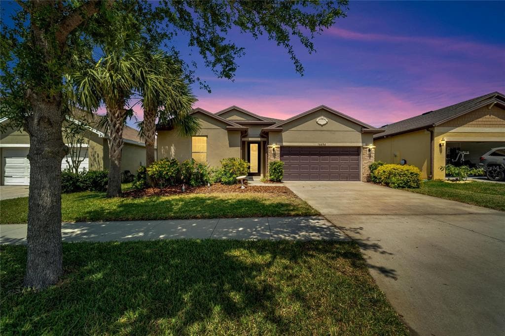 16434 TREASURE POINT DRIVE WIMAUMA, FL 33598