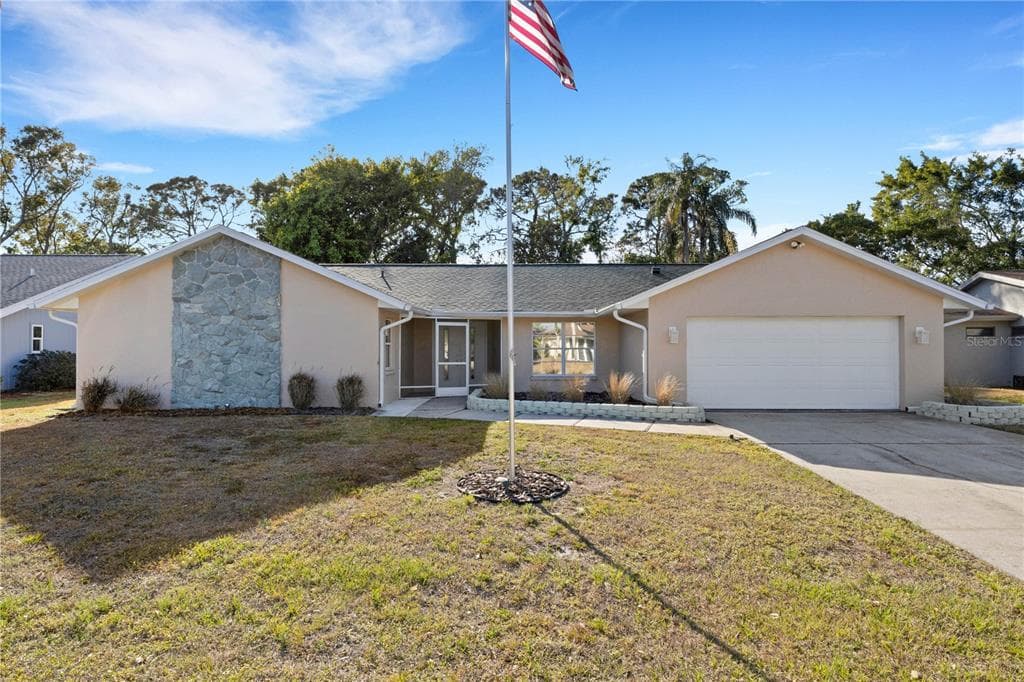 4164 CENTER GATE BOULEVARD SARASOTA, FL 34233