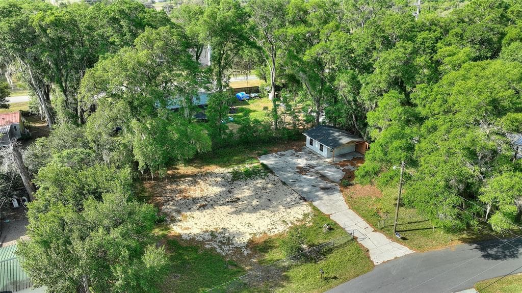 7840 E SOUTHLAKE DRIVE FLORAL CITY, FL 34436