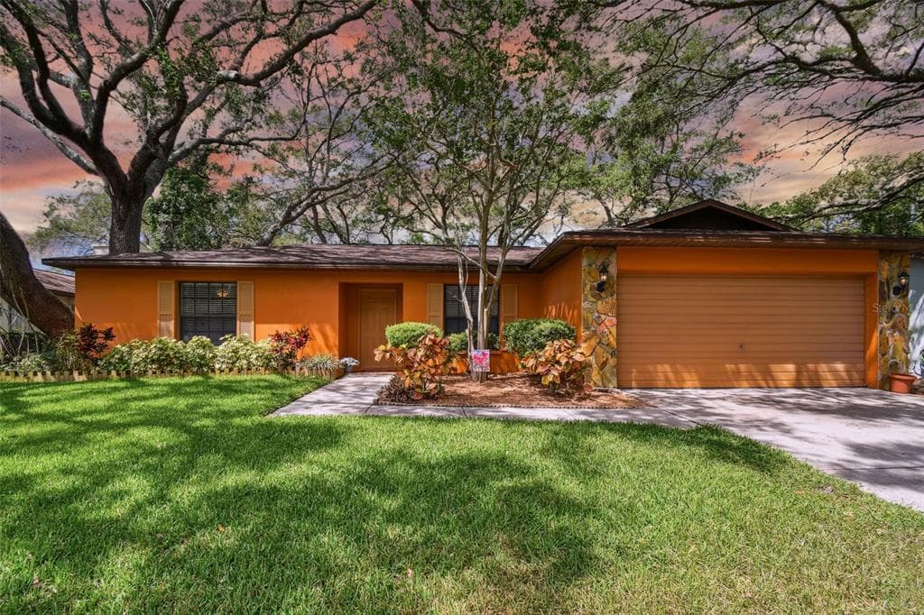 1834 WILLOW OAK DRIVE W PALM HARBOR, FL 34683