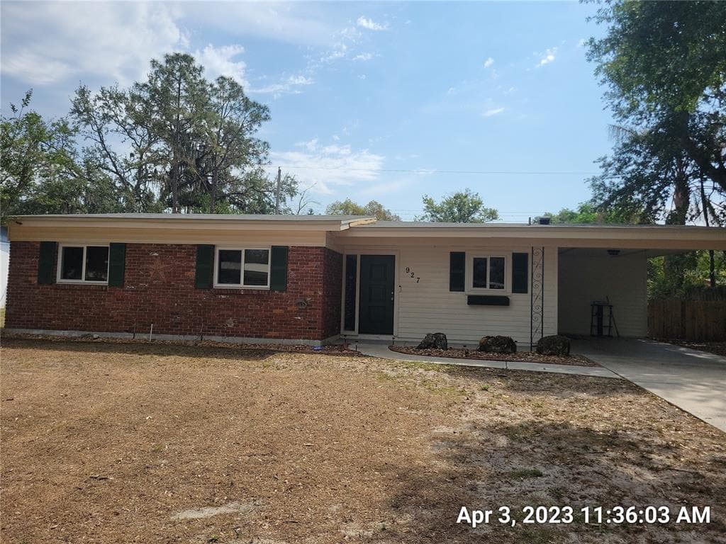 927 SKYVIEW DRIVE BRANDON, FL 33510