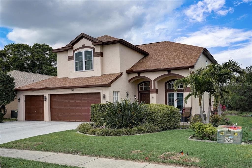 3006 OAKBROOK CIRCLE