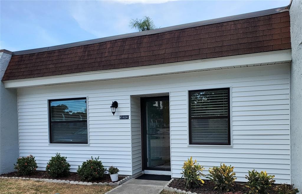 9124 OAKWOOD LN UNIT 9124