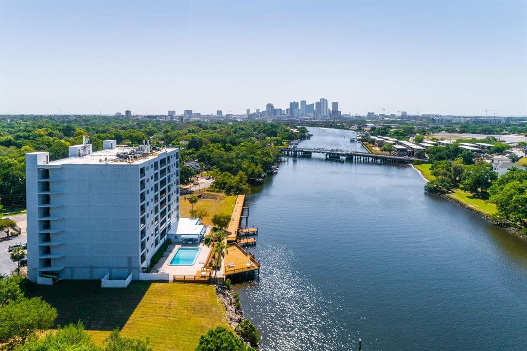 2780 N RIVERSIDE DRIVE UNIT 502 TAMPA, FL 33602
