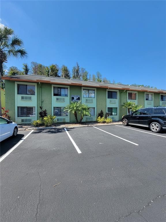 20921 HAULOVER COVE UNIT F-6 LUTZ, FL 33558