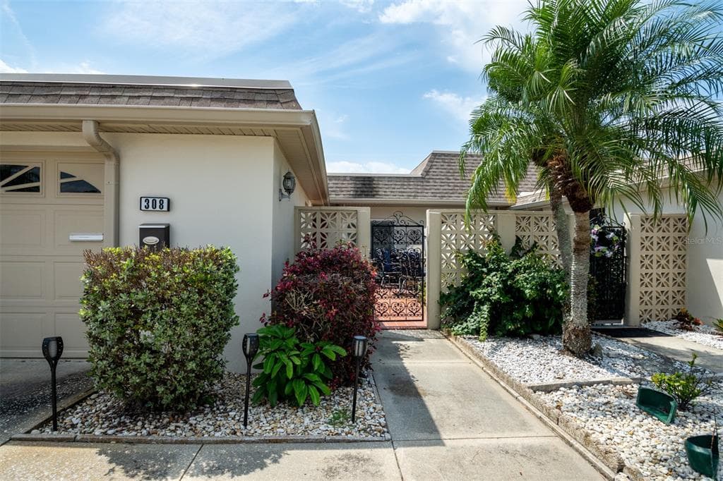 308 BOCA CIEGA POINT BOULEVARD N UNIT 1814 ST PETERSBURG, FL 33708
