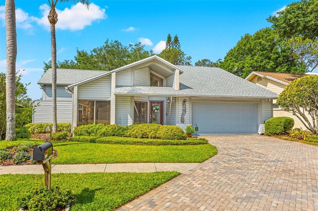 14626 VILLAGE GLEN CIRCLE TAMPA, FL 33618
