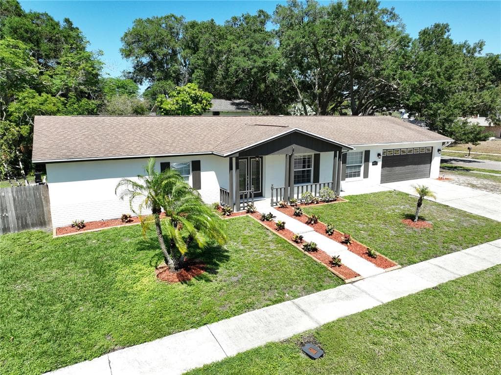 4417 WILLOWRUN LANE TAMPA, FL 33624