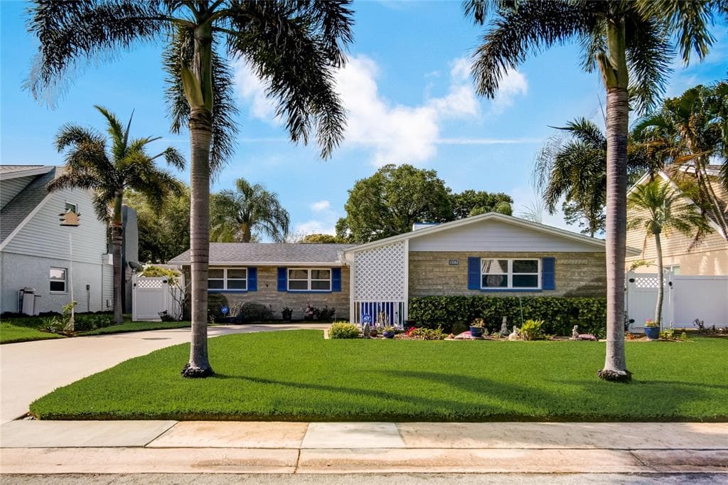 12352 83RD AVENUE SEMINOLE, FL 33772