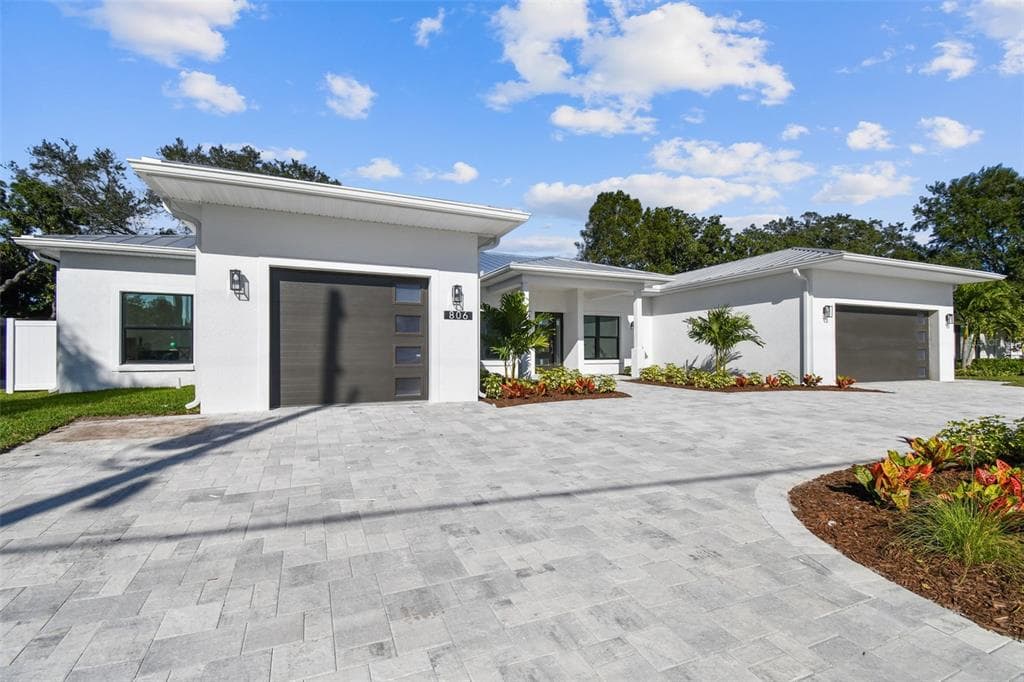 806 OSCEOLA ROAD