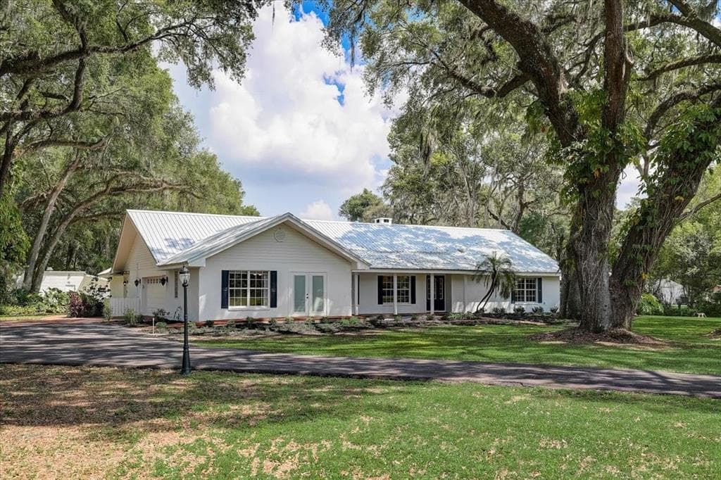 10309 TIMMONS ROAD THONOTOSASSA, FL 33592