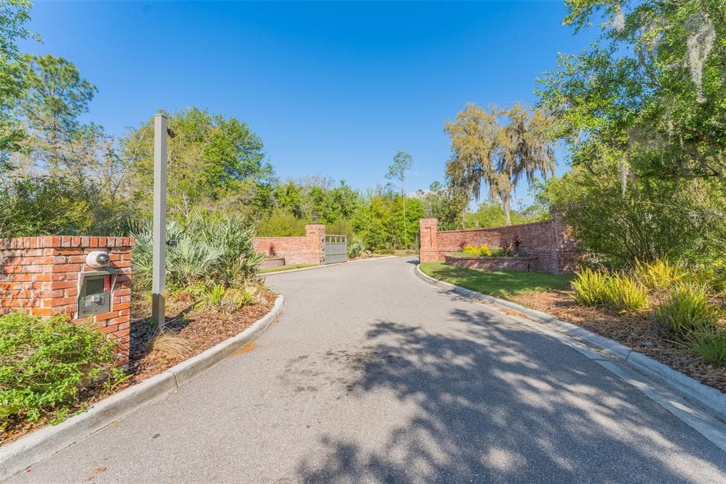 17723 ROYAL EAGLE LANE LUTZ, FL 33549